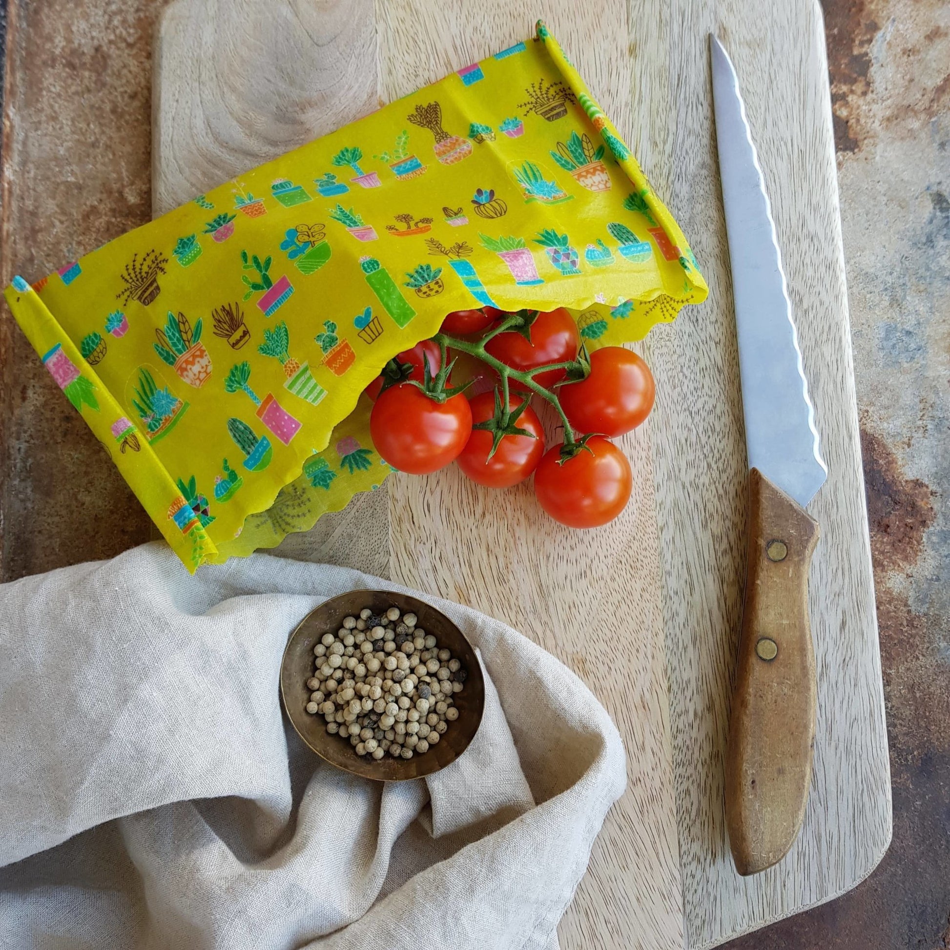 Big Starter Pack (Mid-sized set) – 3 beeswax wraps ideal for lunches, herbs, cheeses & pouches for spinach - Little Bumble Reusable Food Wraps