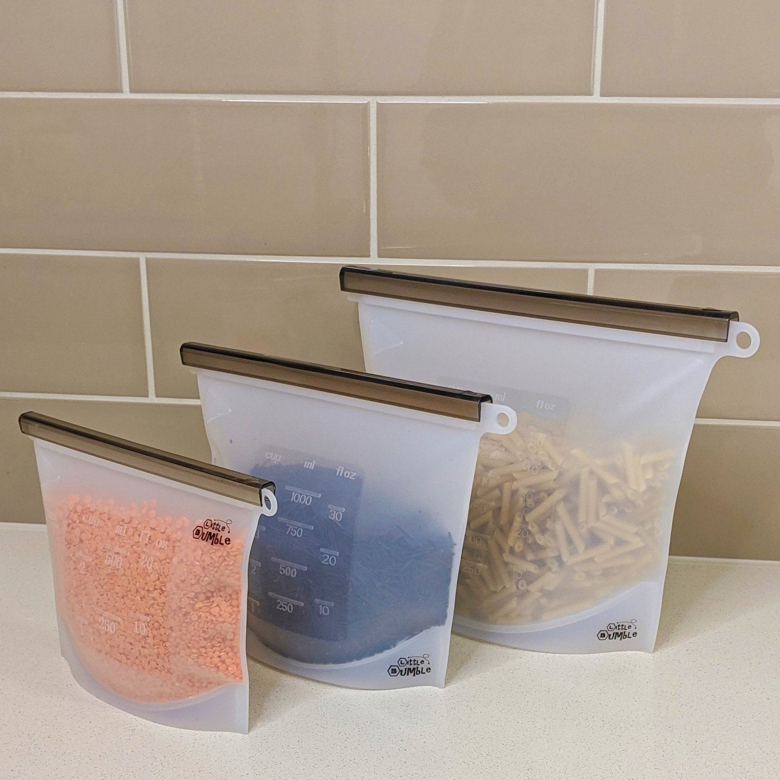 Reusable Silicone Food Pouch - Medium 1000ml - Little Bumble Reusable Food Wraps